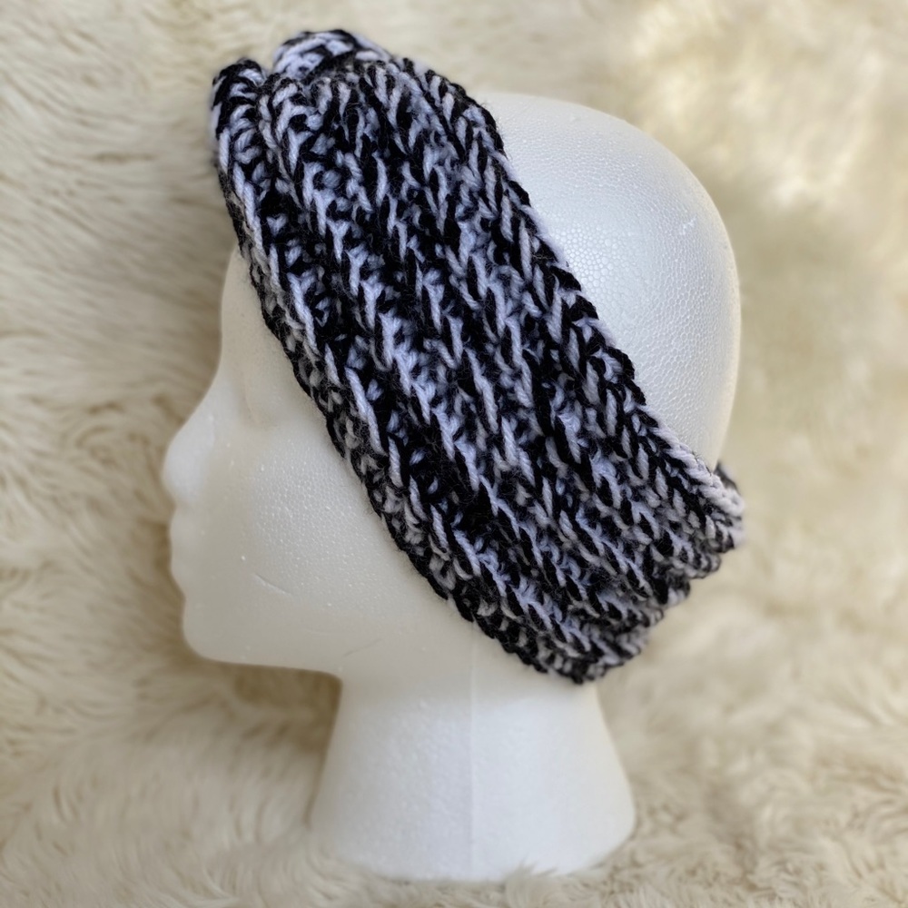 Black and White Crocheted Winter Headband